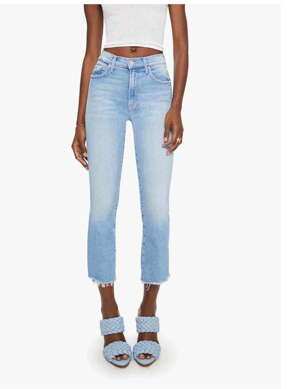 MOTHER The Insider Crop Step Fray jeans in the Limited Edition wash. 👖✨